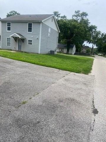 639 Vest Ave - Photo 2 of 3