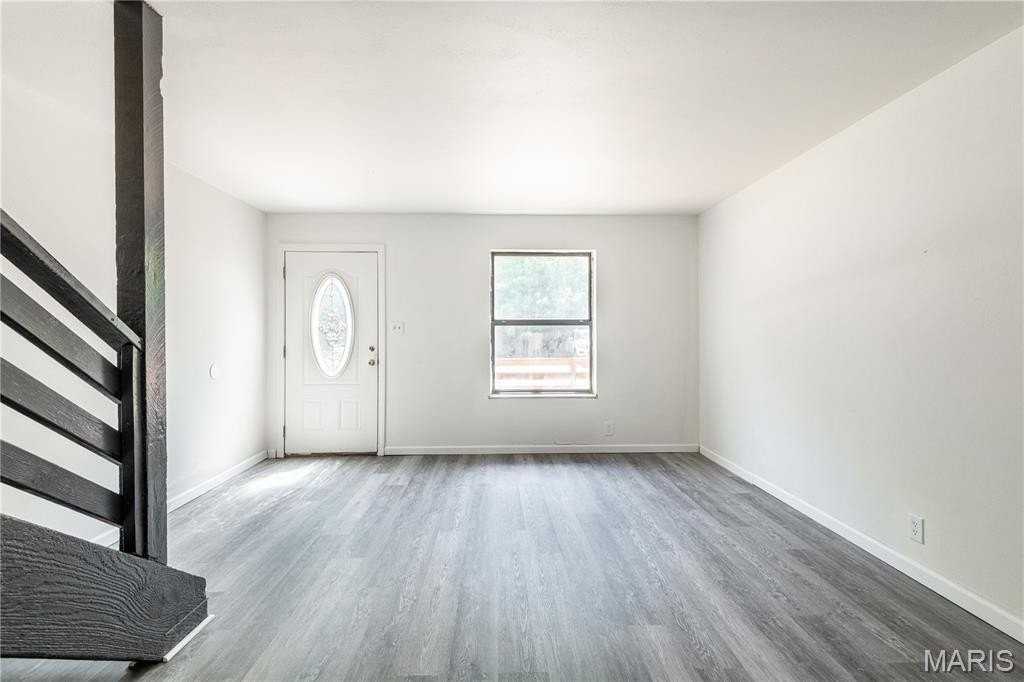 3017 Pembroke Ln #14 - Photo 5 of 21