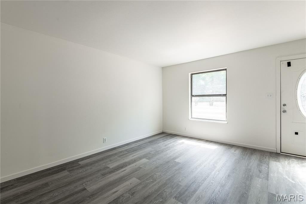 3017 Pembroke Ln #13 - Photo 4 of 24