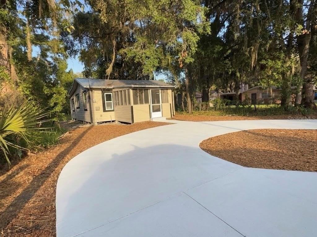 407 Ne 19th Dr - Photo 2 of 19