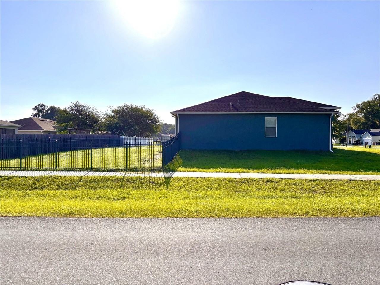 3007 Ne 24th Pl - Photo 3 of 27