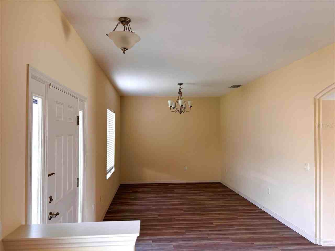 3007 Ne 24th Pl - Photo 6 of 27