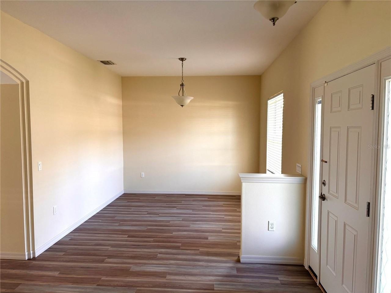 3007 Ne 24th Pl - Photo 7 of 27