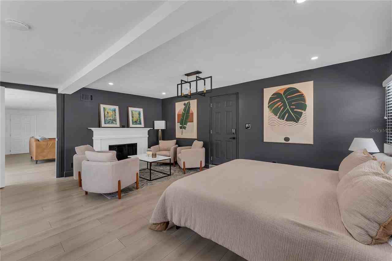 3295 57th St N - Photo 4 of 19