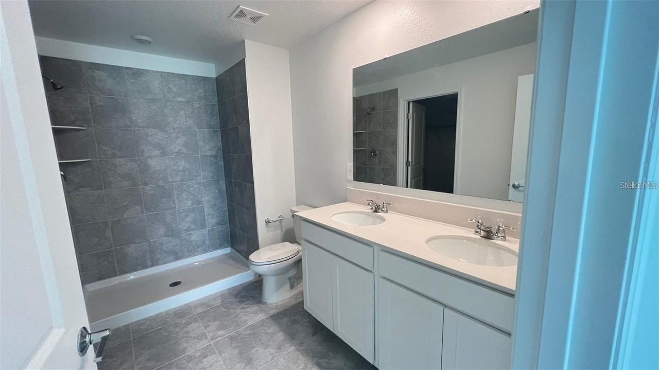 263 Brave Rd - Photo 7 of 14