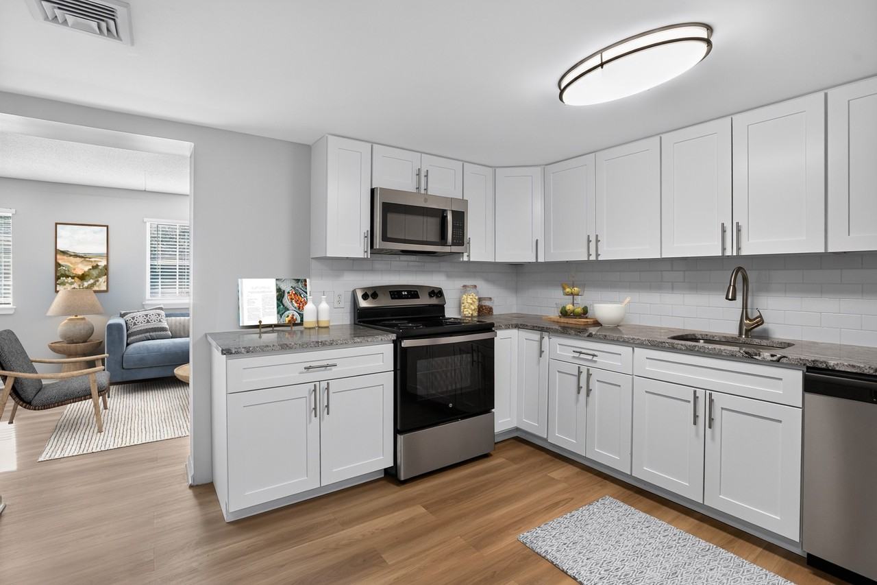 Eagle Rock Apartments at Swampscott - Photo 3 of 22