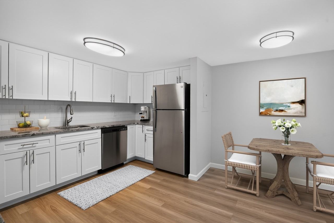 Eagle Rock Apartments at Swampscott - Photo 4 of 22