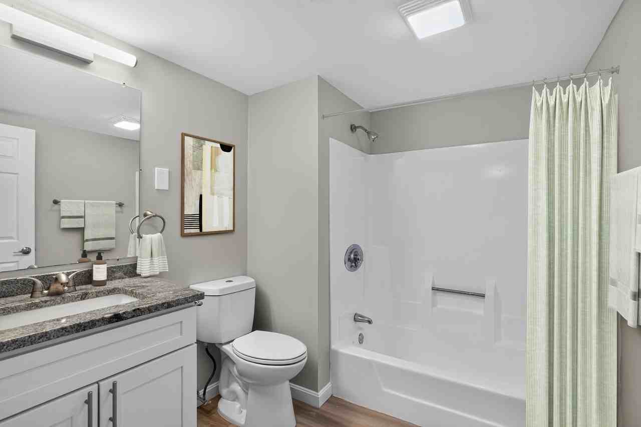 Eagle Rock Apartments at Swampscott - Photo 7 of 22