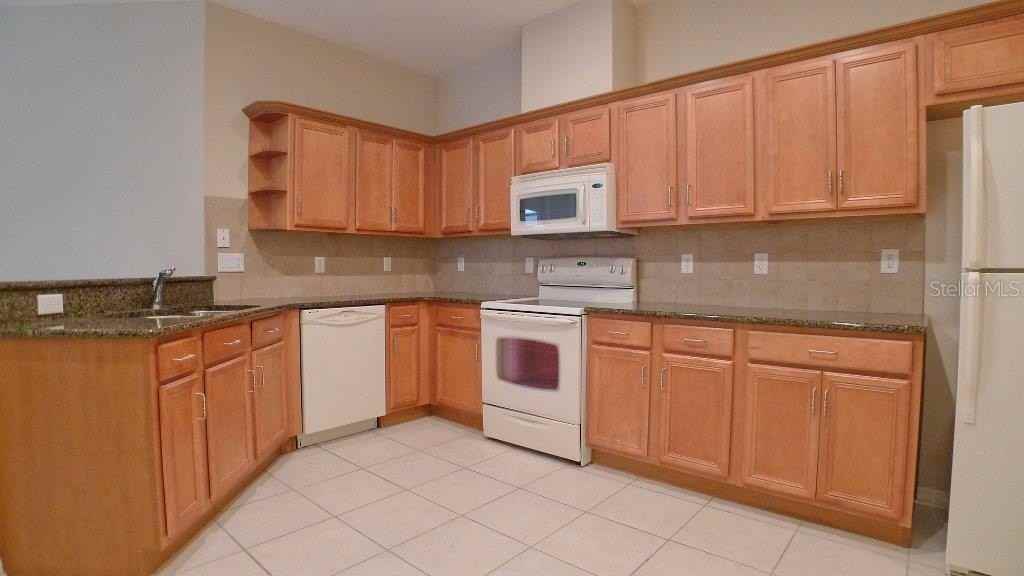 3315 Chapel Creek Cir - Photo 7 of 17