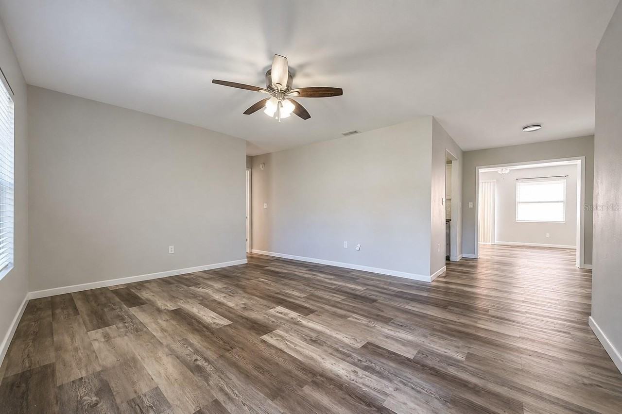 6391 68th Ln N - Photo 3 of 25