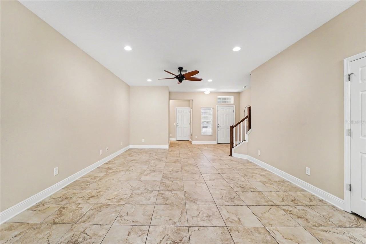 30340 Southwell Ln - Photo 6 of 24