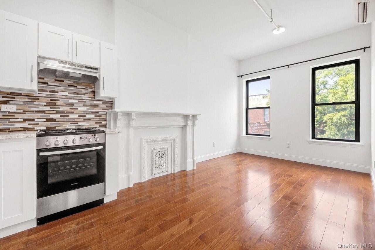1227 Dean St #3 - Photo 7 of 13