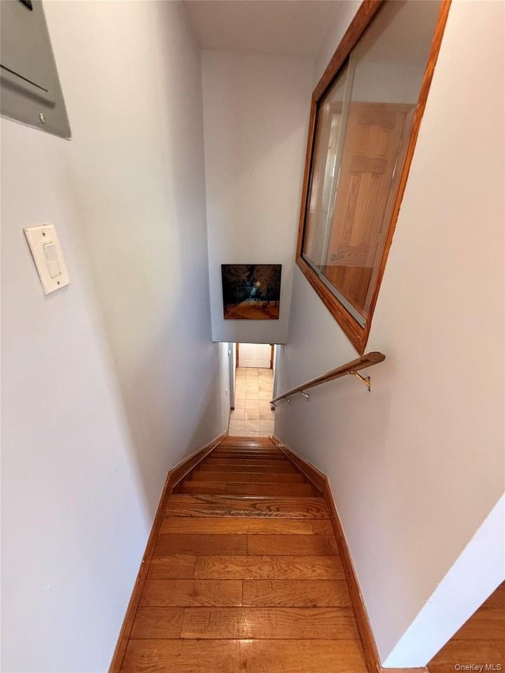 21734 Hempstead Ave - Photo 7 of 12