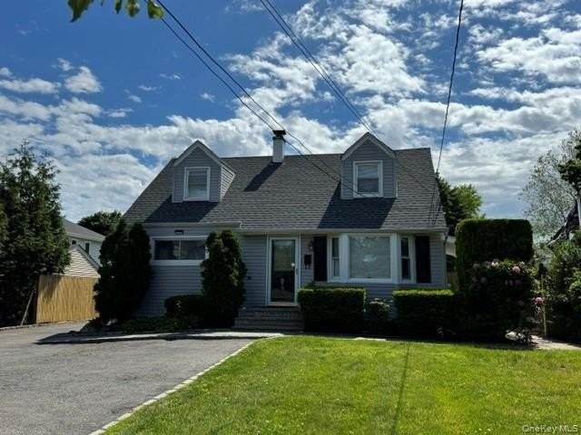 277 Jackson Ave - Photo 3 of 25