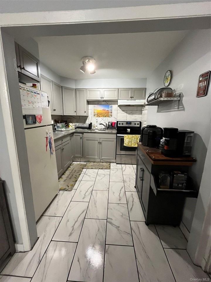 32 Madison Ave - Photo 3 of 9