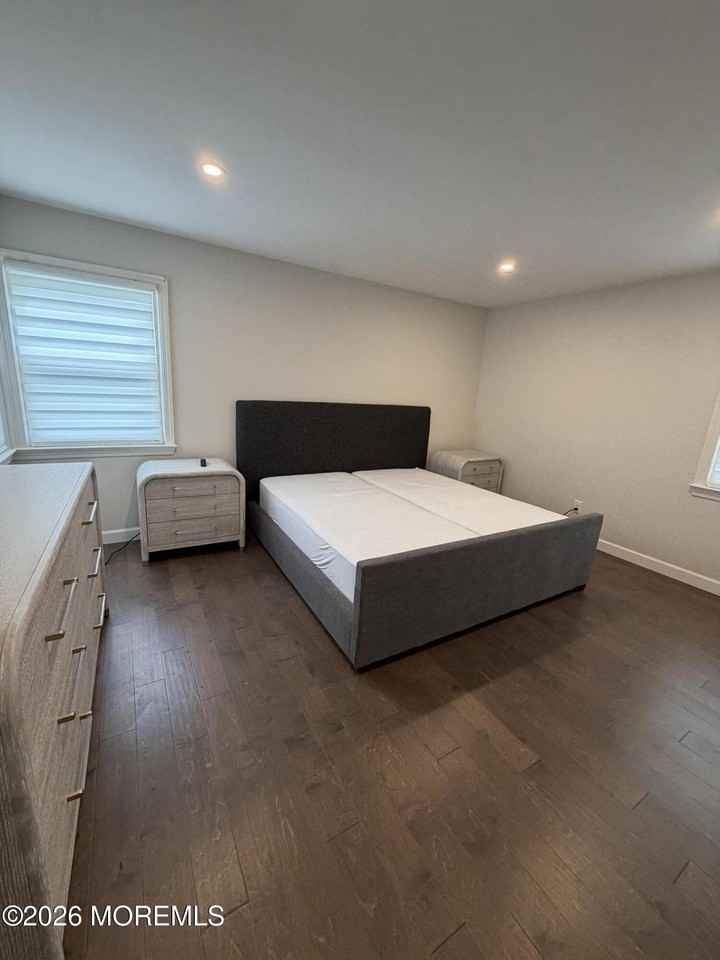 185 Elmwood Rd - Photo 5 of 12