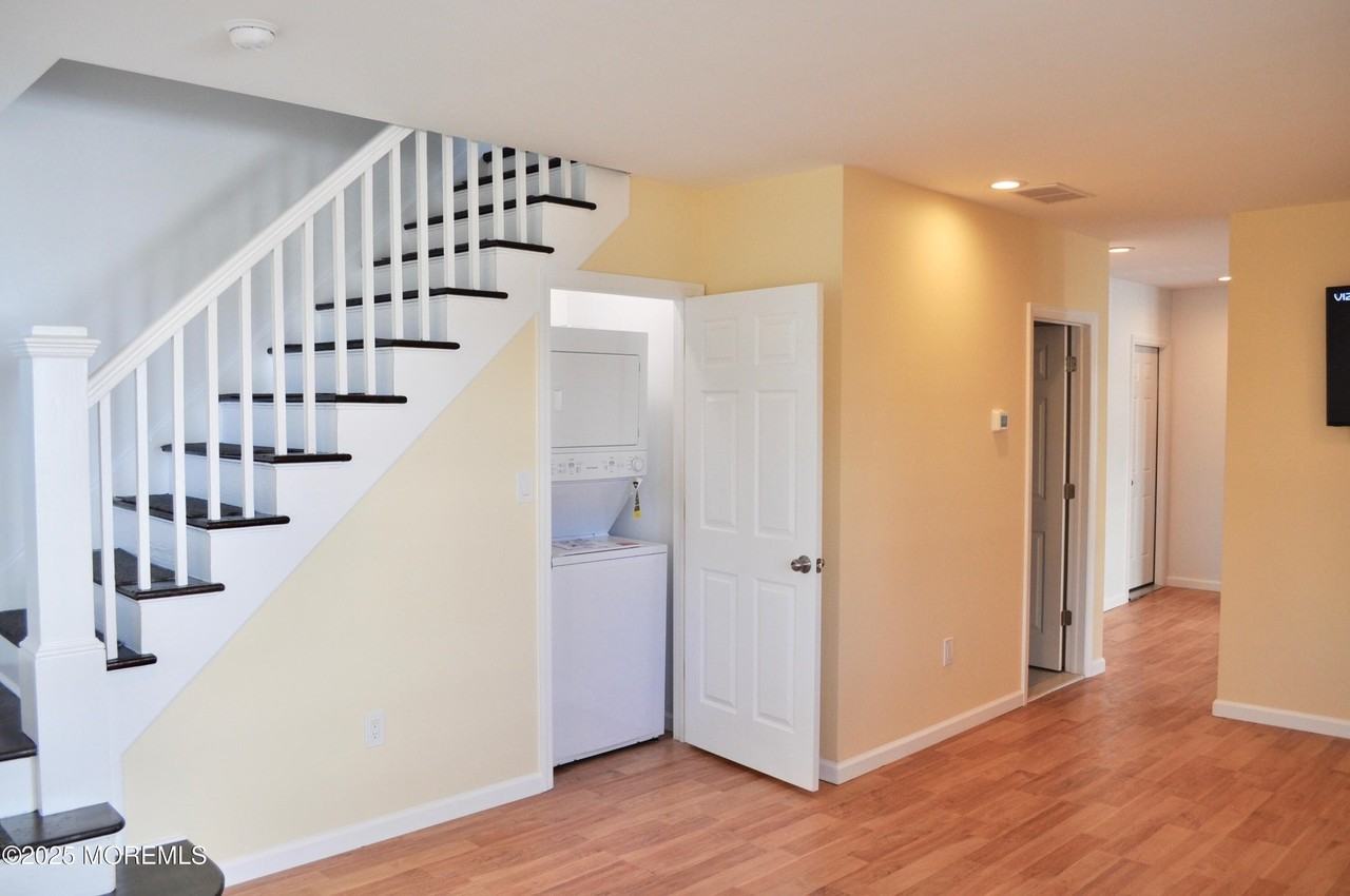 485 Joline Ave #2 - Photo 3 of 11