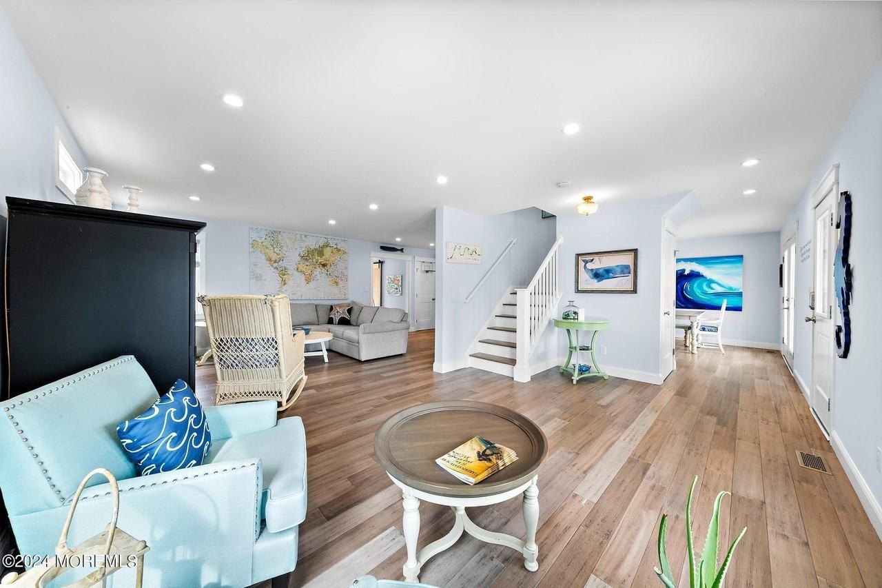 15 Griffin St - Photo 7 of 45