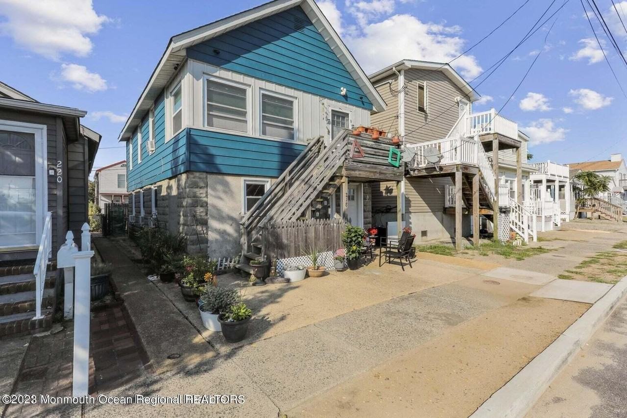 218 Porter Ave #B - Photo 3 of 16