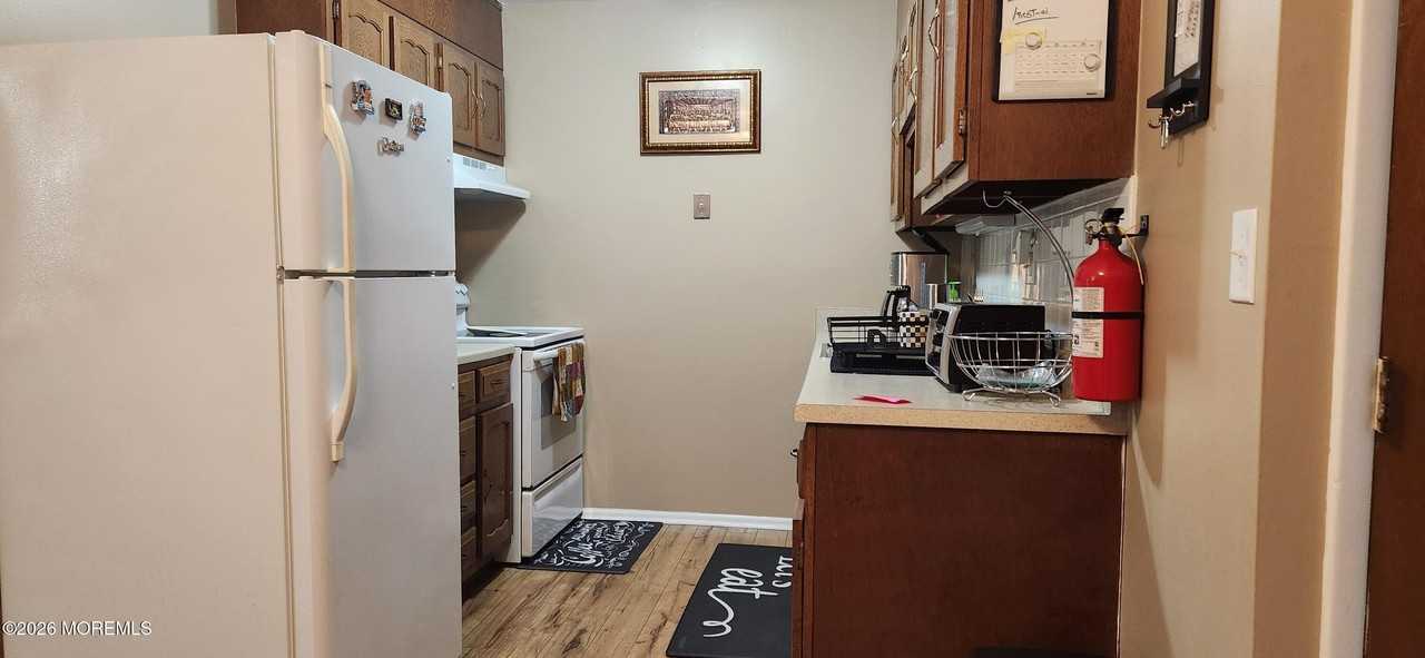 1034B Aberdeen Dr - Photo 5 of 8
