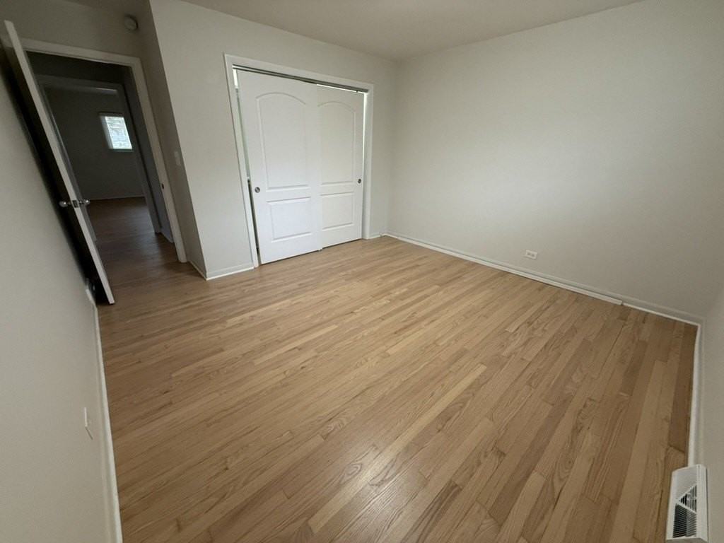 1S526 Nimitz Rd - Photo 6 of 17