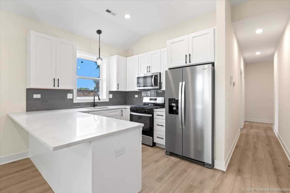 6517 S Drexel Ave #1 - Photo 6 of 17