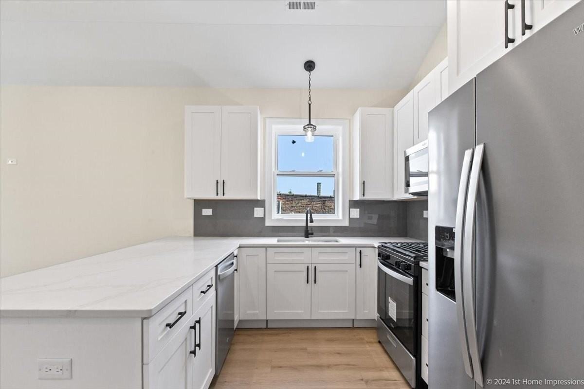 6517 S Drexel Ave #1 - Photo 7 of 17