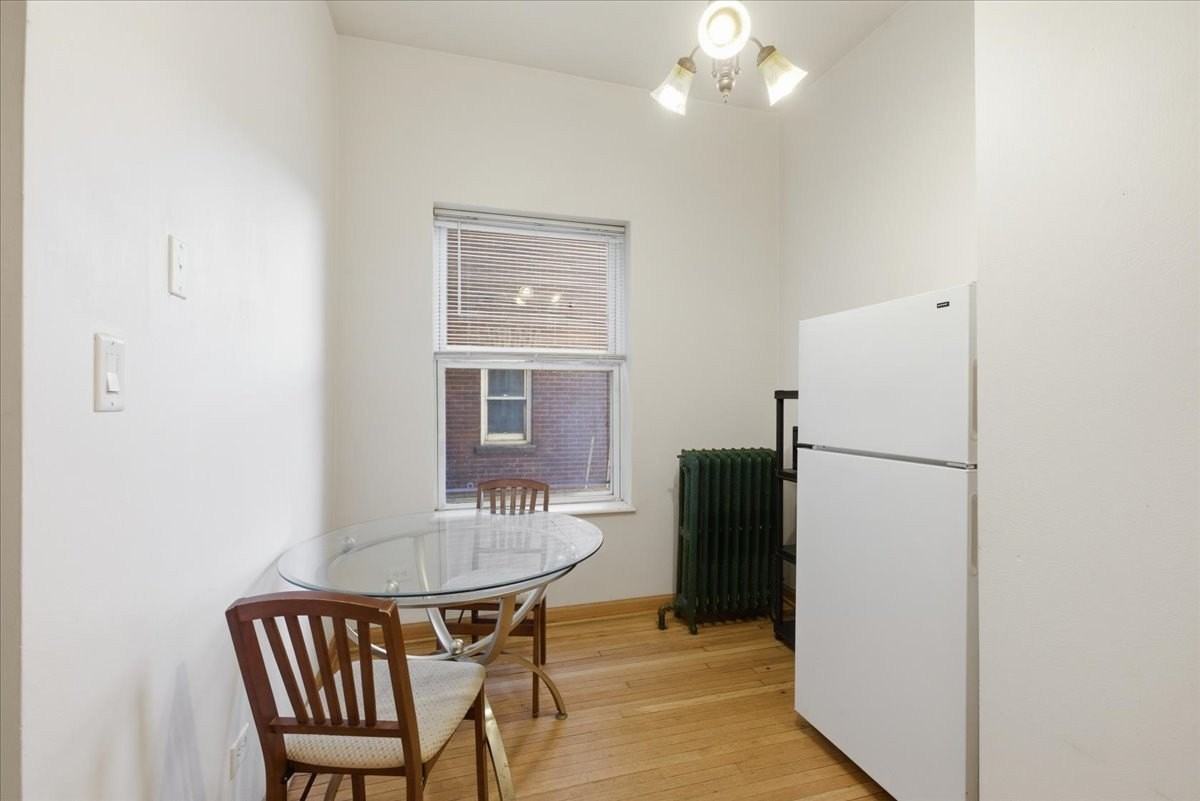 4518 N Sheridan Rd #2C - Photo 5 of 8
