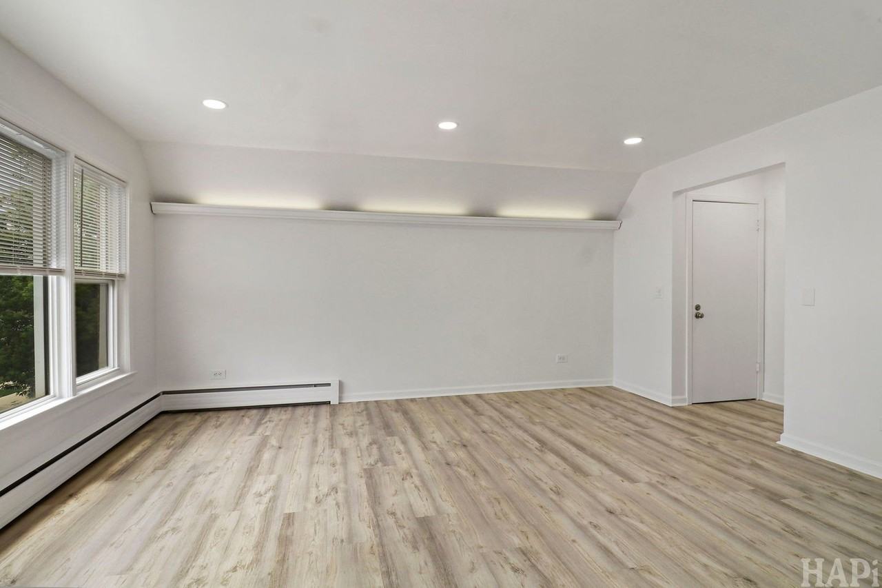 2735 N 73rd Ct #2 - Photo 5 of 24