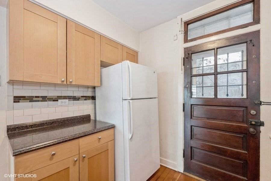 6885 N Overhill Ave #2 - Photo 6 of 13