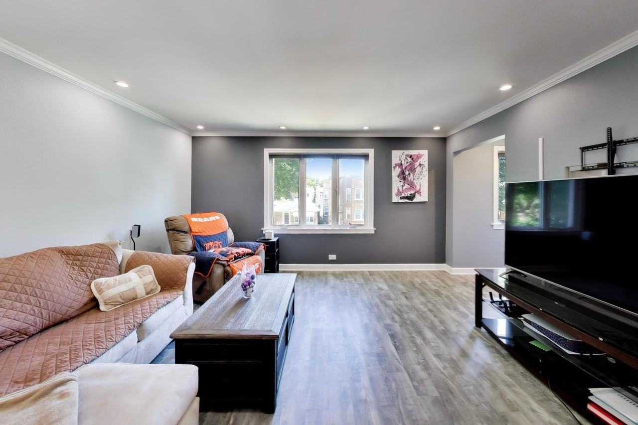 5016 N Mango Ave #2 - Photo 3 of 16