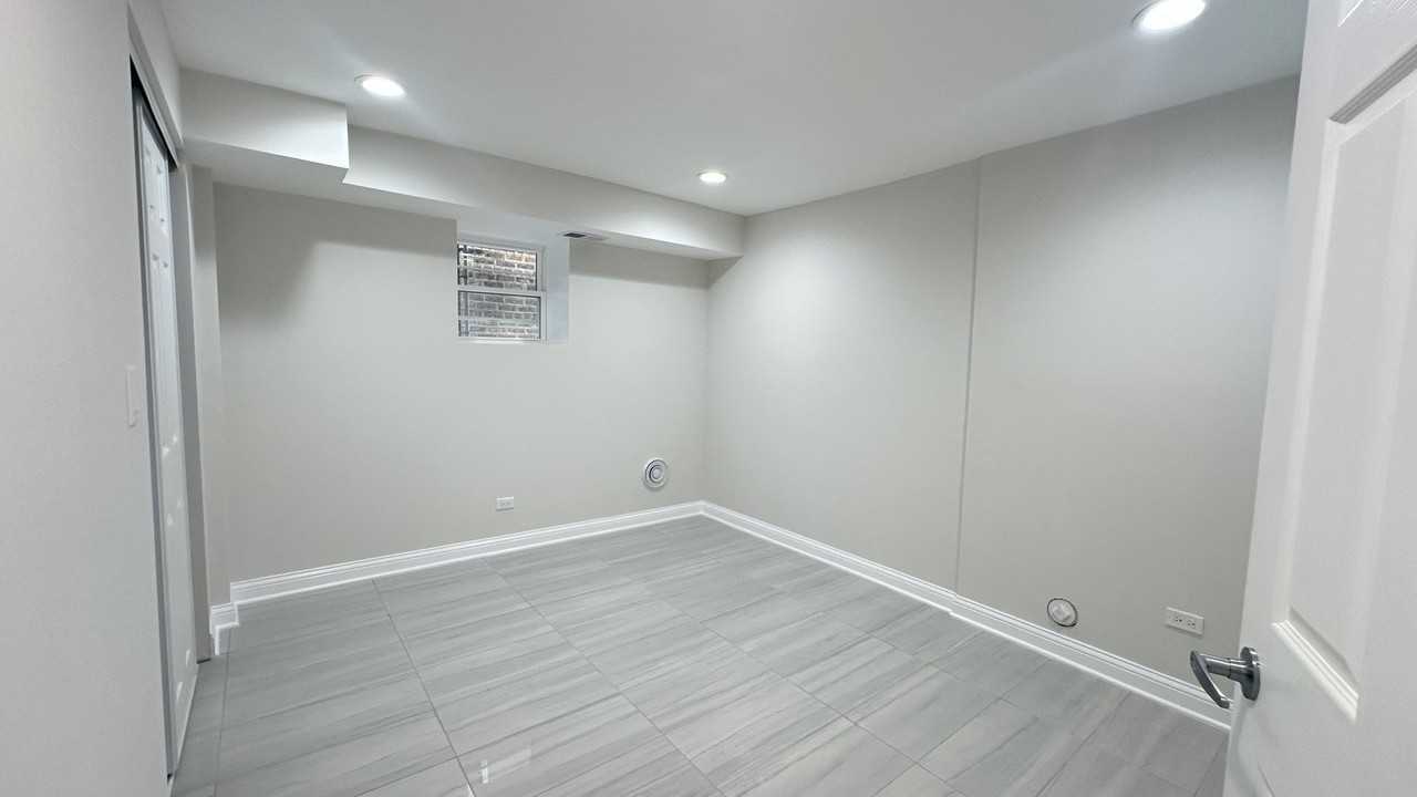 5224 N Bernard St #G - Photo 4 of 7