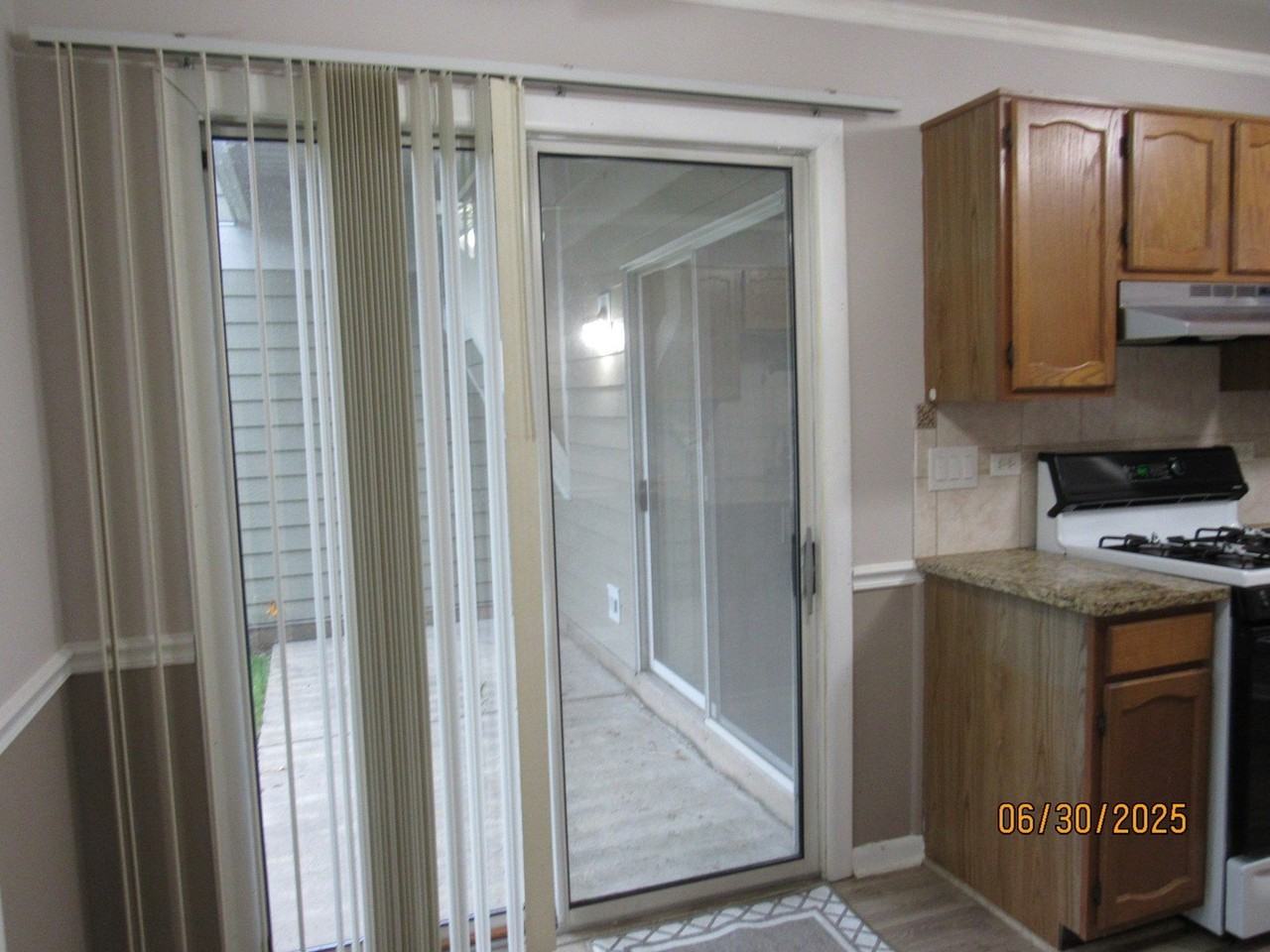 352 Pembroke Ct #5 - Photo 7 of 21