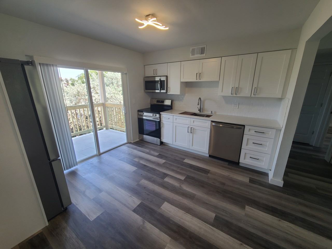 7196 68th Ct N #B - Photo 2 of 10