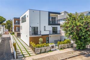 featured image of 5235 Satsuma Ave