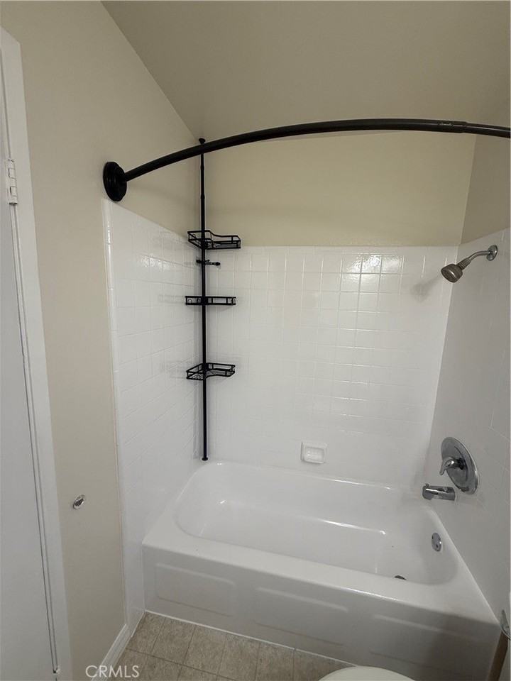 3053 Knollwood Ave - Photo 5 of 22