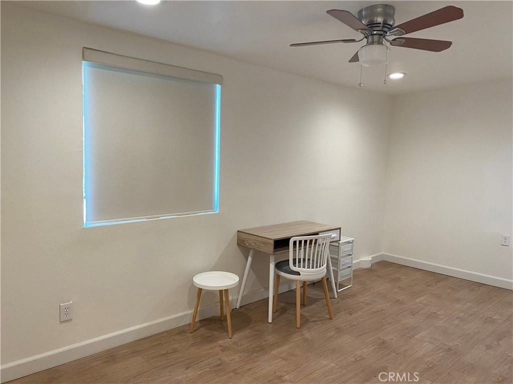 19216 Kendall Dr - Photo 5 of 10
