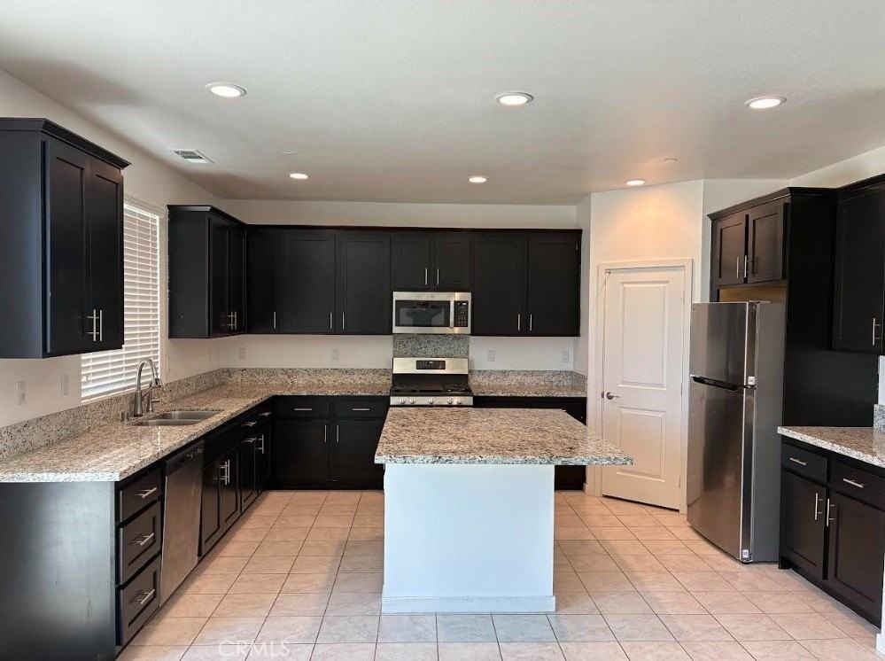 35389 Aubrey Ln - Photo 3 of 16