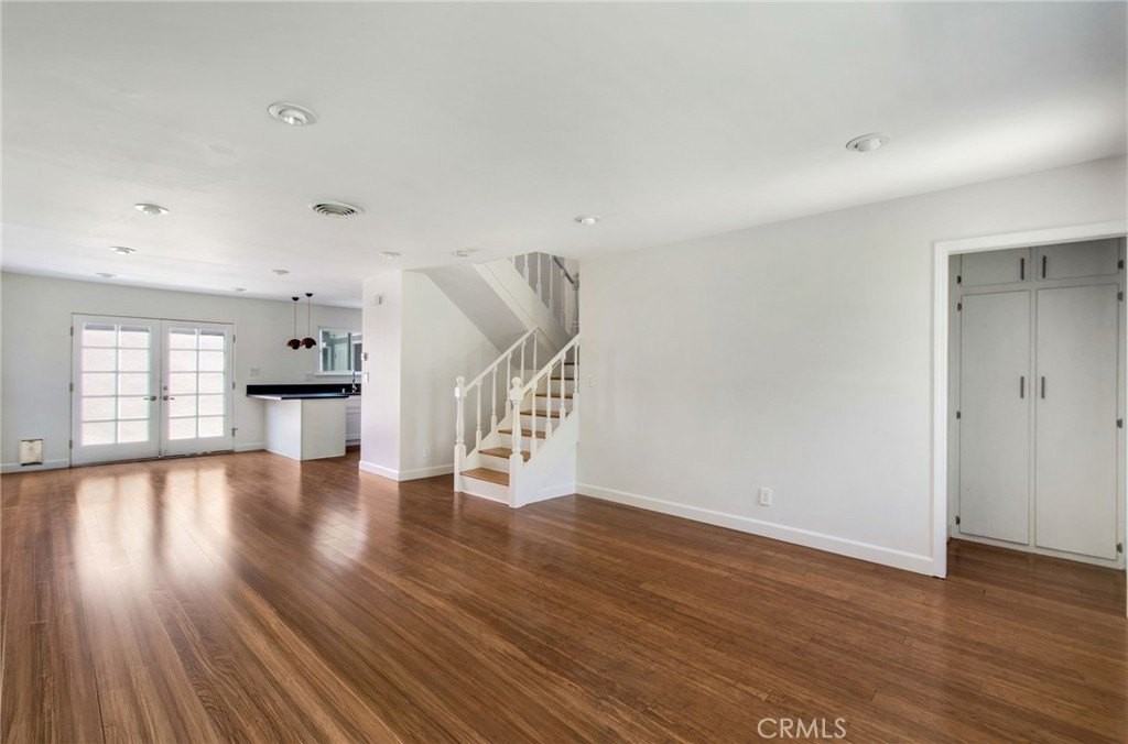 2407 Richmond Way - Photo 5 of 19