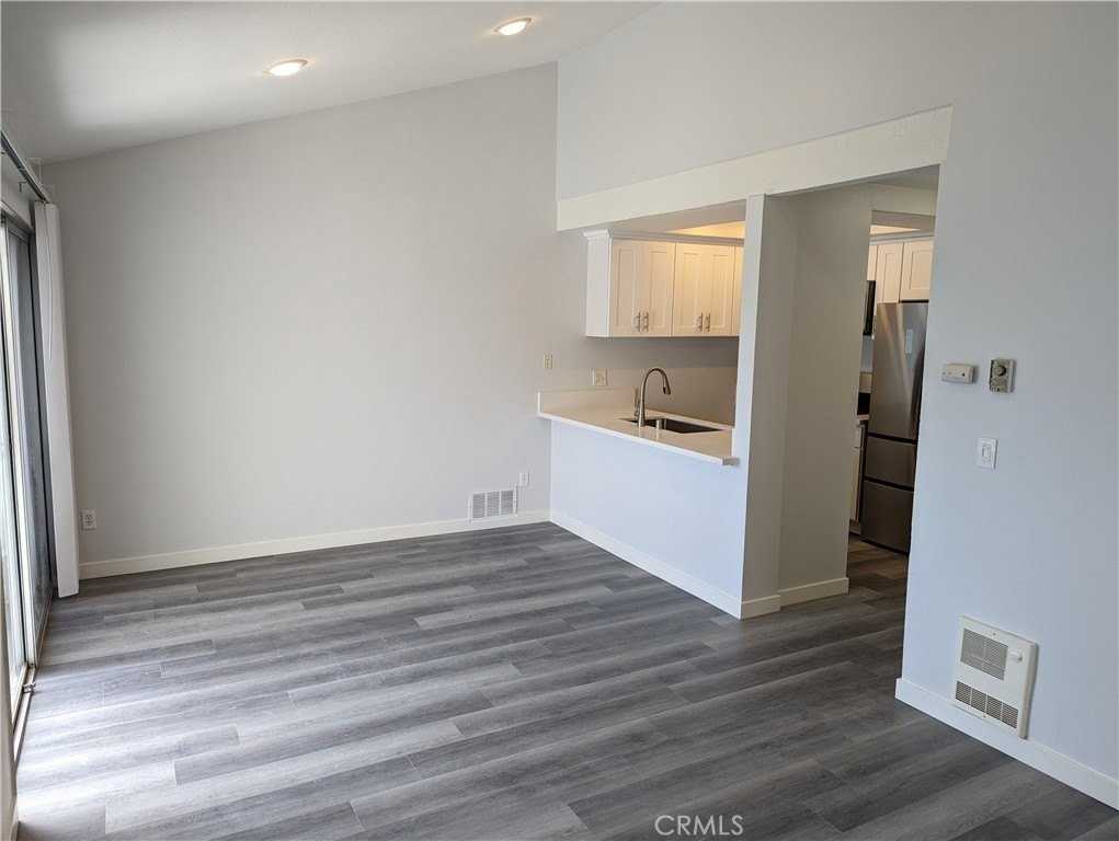 16872 Pacific Coast Hwy #201 - Photo 4 of 10