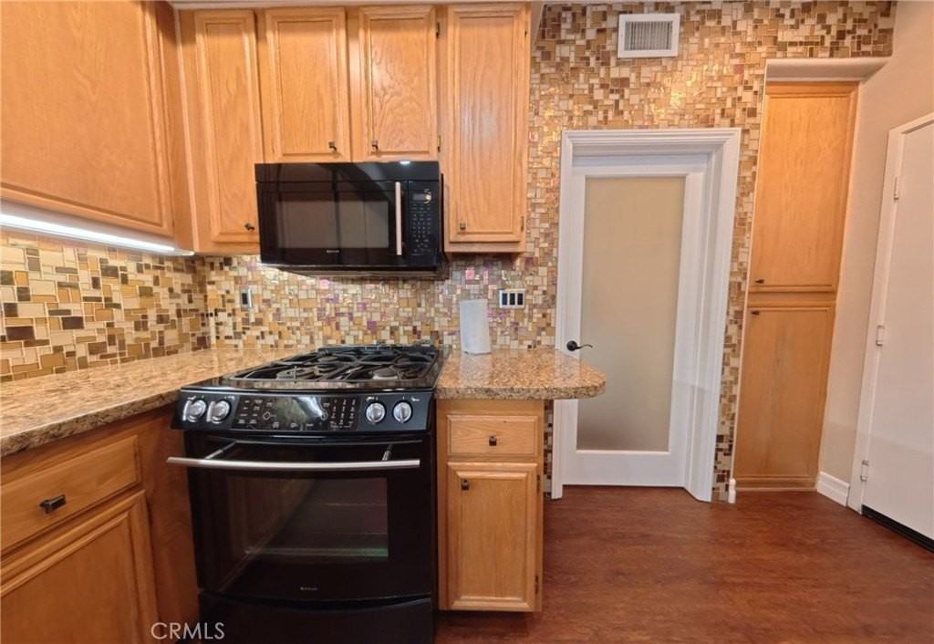 29 Sentinel Pl - Photo 5 of 12