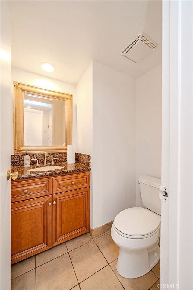8175 Mammoth Cir - Photo 7 of 33