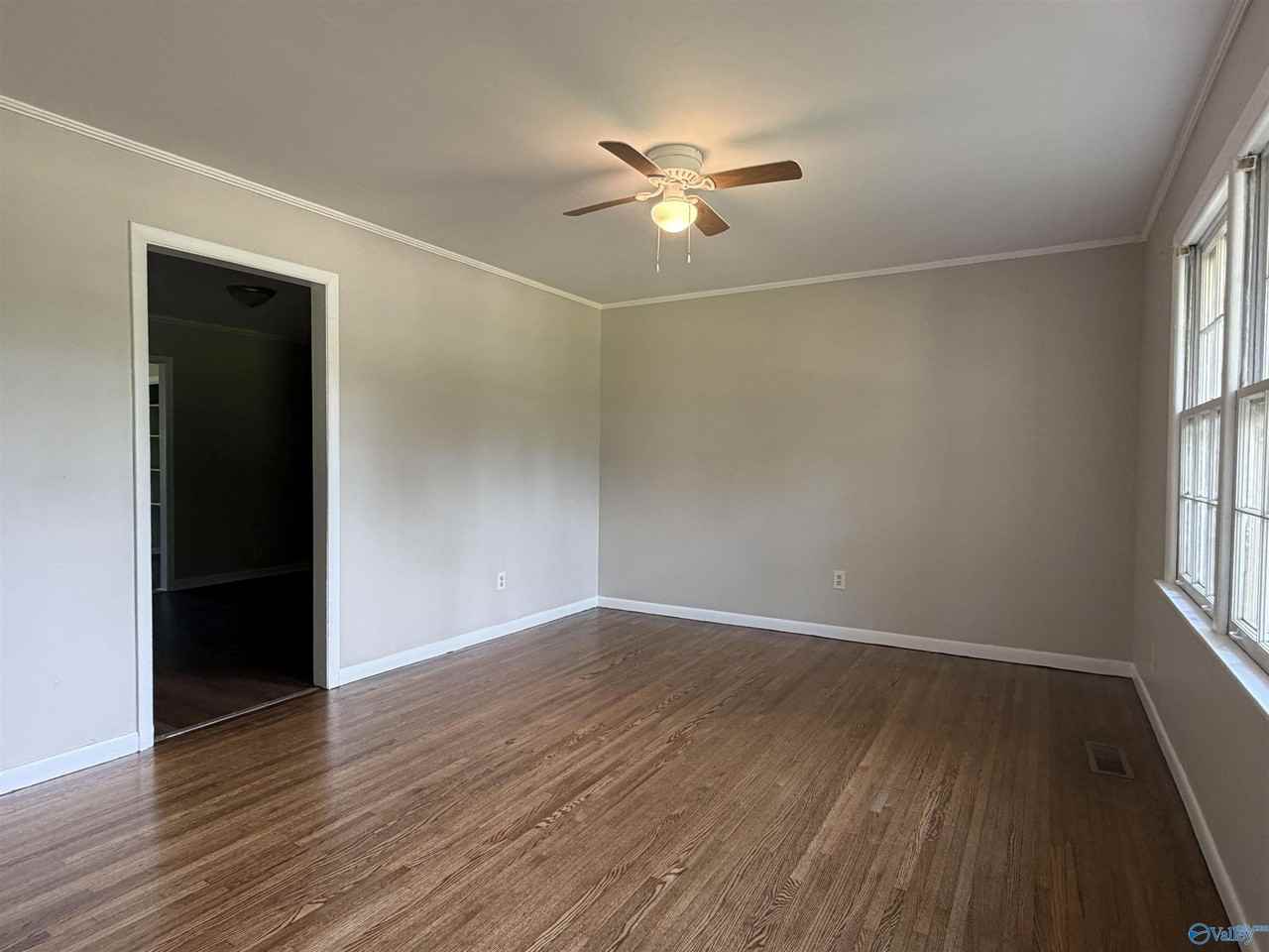 2204 Pisgah Cir Nw - Photo 4 of 16
