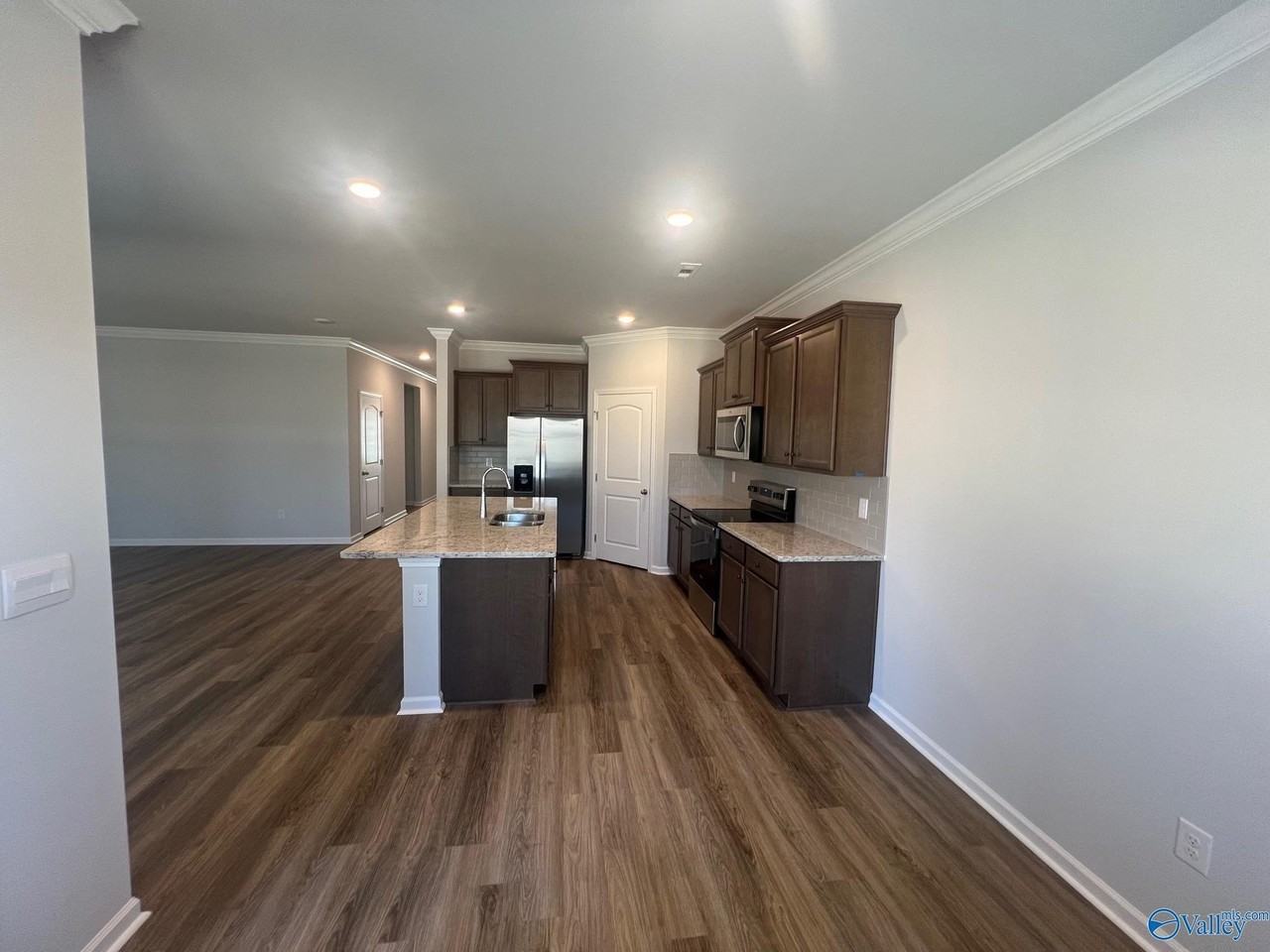 334 Sandy Oak Dr - Photo 4 of 14