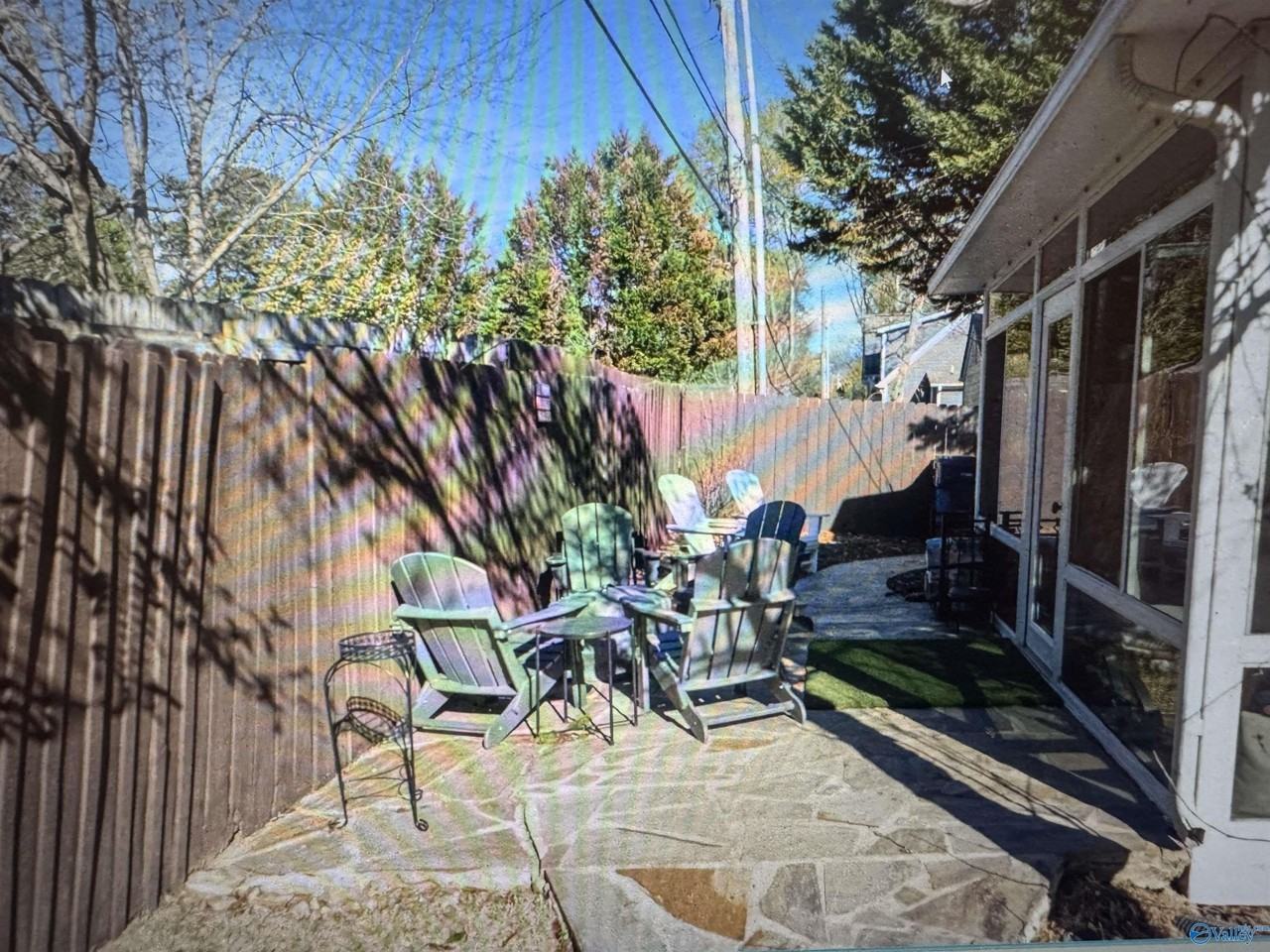 208 Surrey Rd Sw - Photo 4 of 21