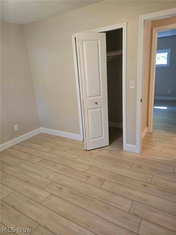2004 Byron Dr - Photo 5 of 19