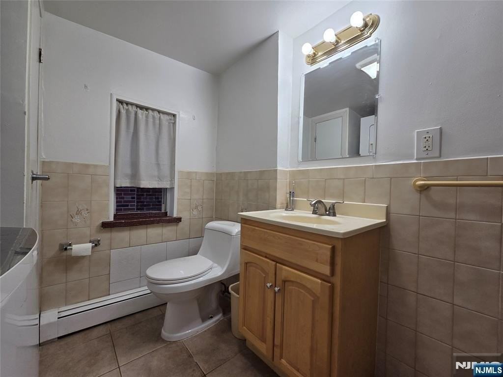 509 Saint Pauls Ave #2ndFL - Photo 5 of 10