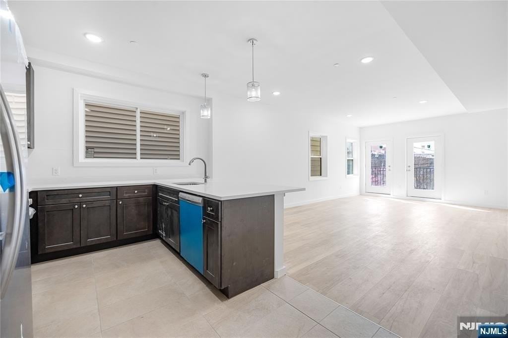 418 11th St #FL2 - Photo 3 of 24