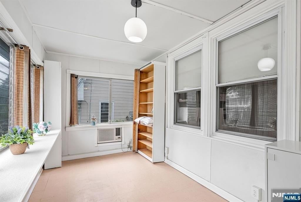 133 Highwood Ave - Photo 6 of 30