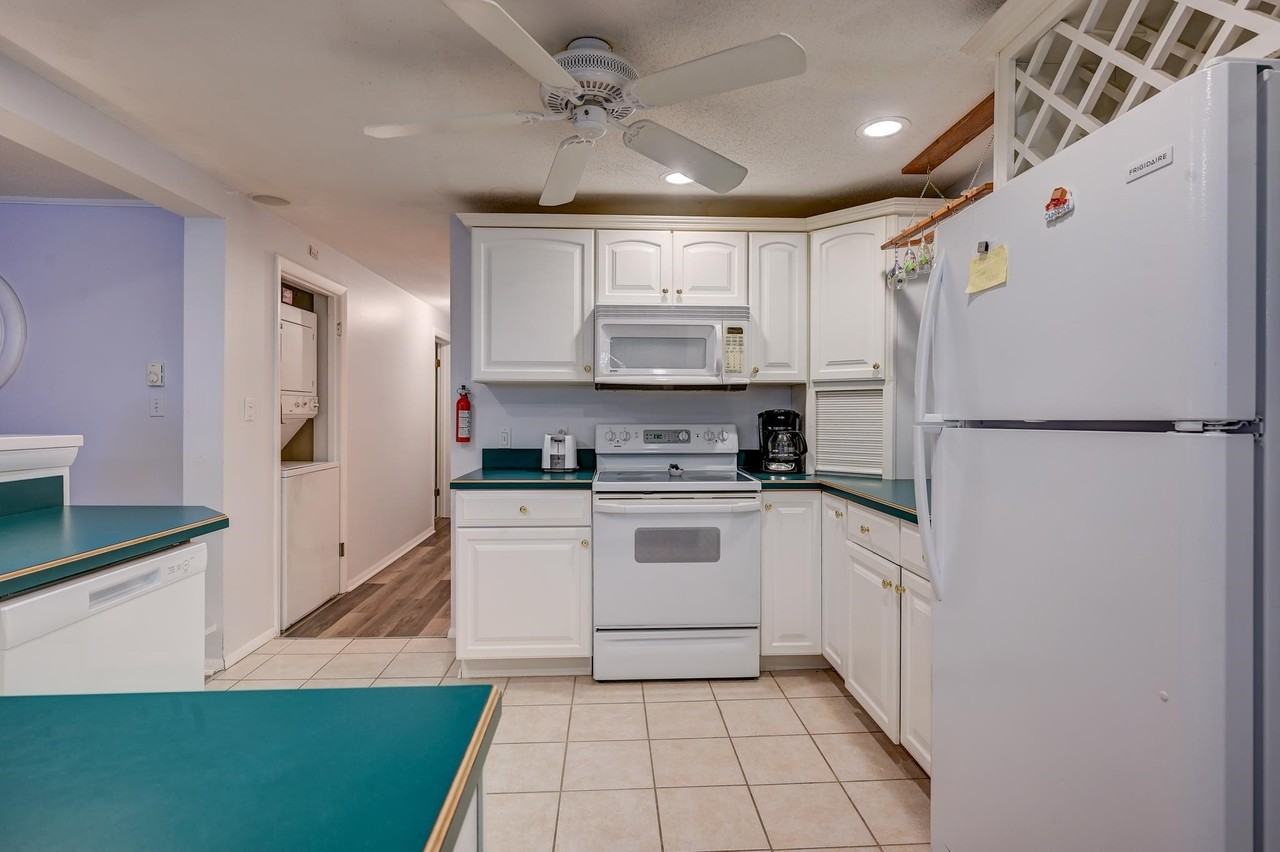 503 Old Bartlett Rd #1 - Photo 6 of 22